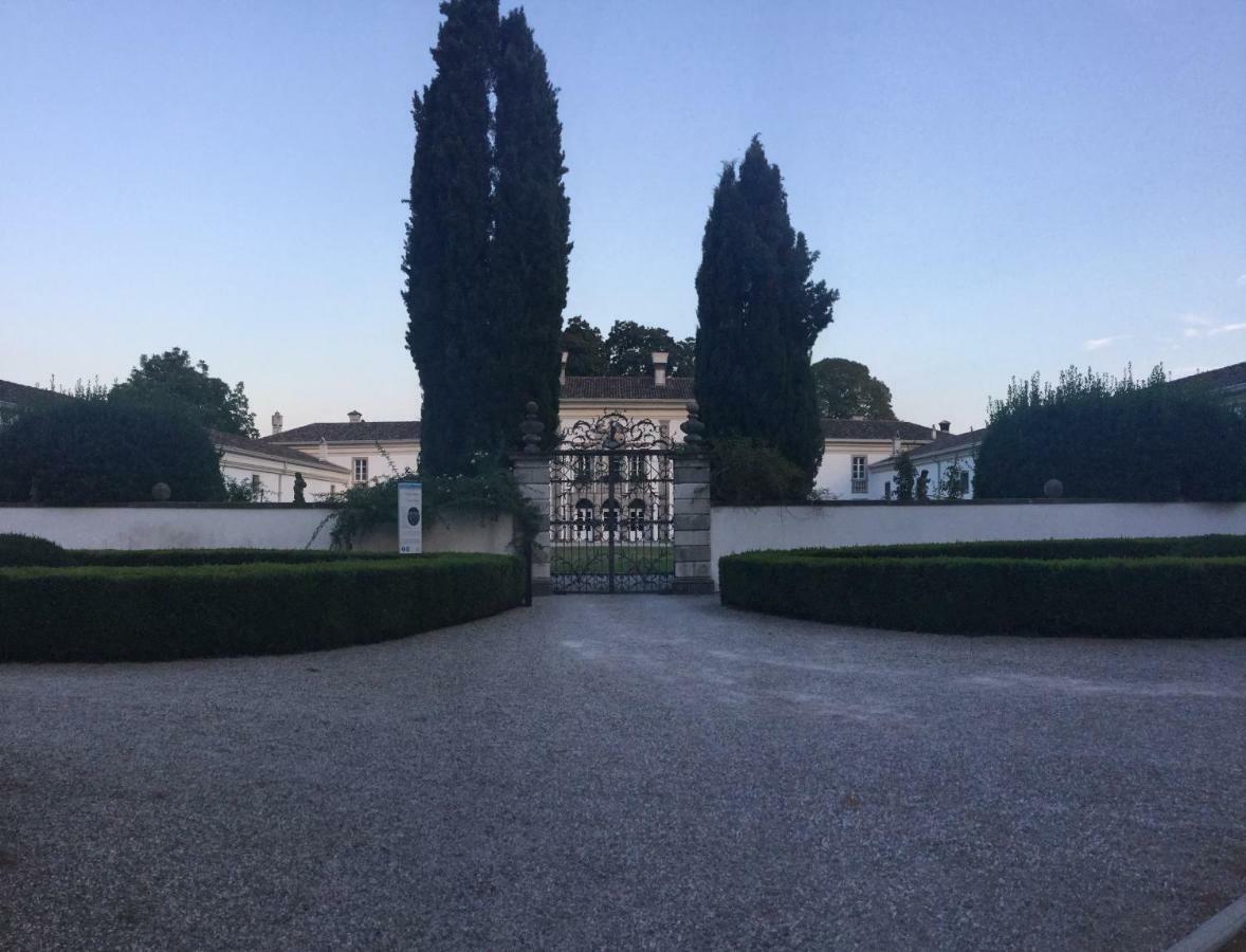 La Foresteria Di Villa Gorgo San Vito al Torre Exterior foto